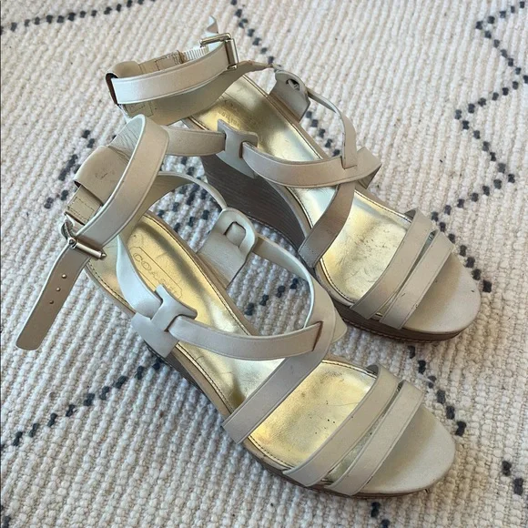 Coach Women's Beige Strappy Sandals with Wedge Heel, 9.5 - Picture 7 of 7